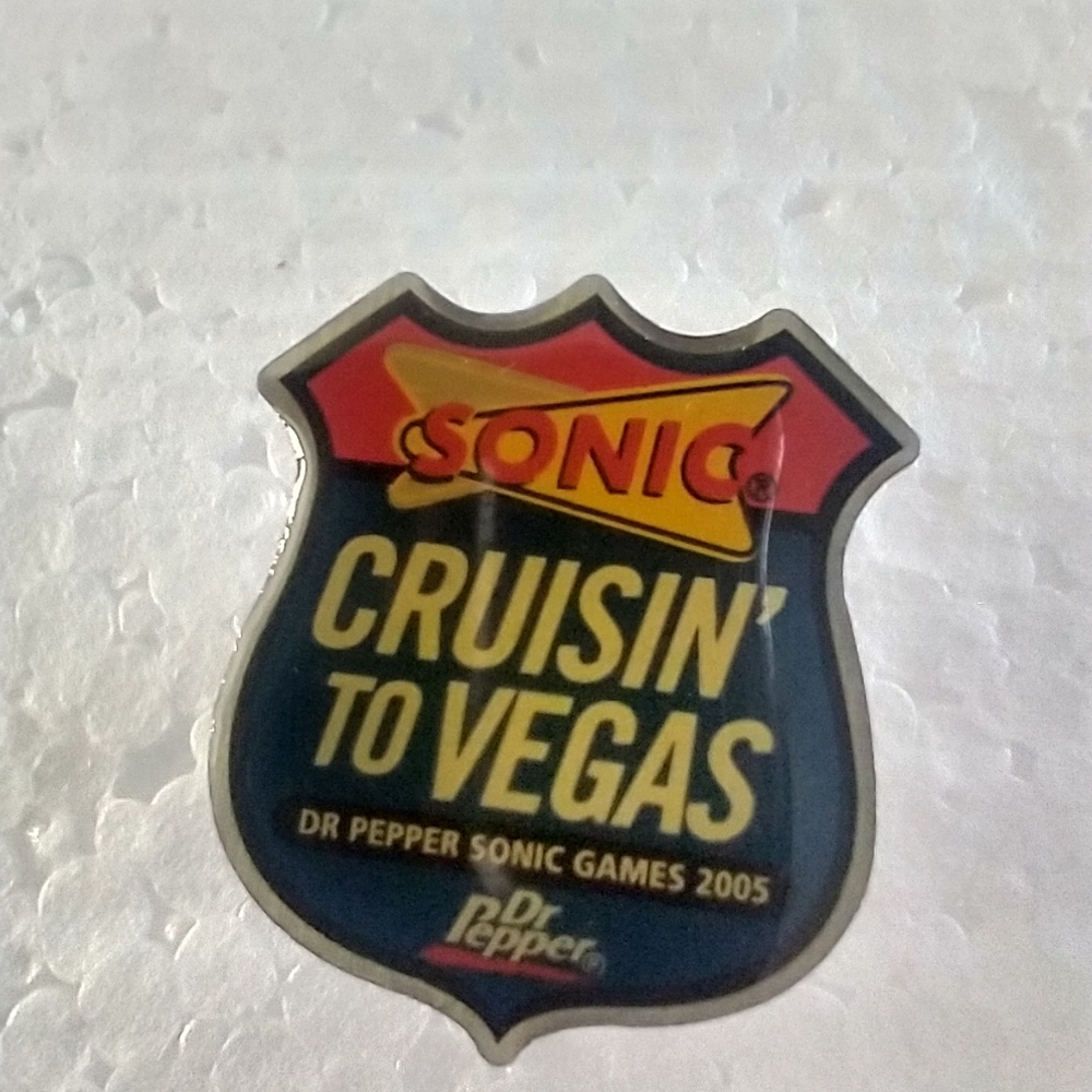 2005 Sonic Pin